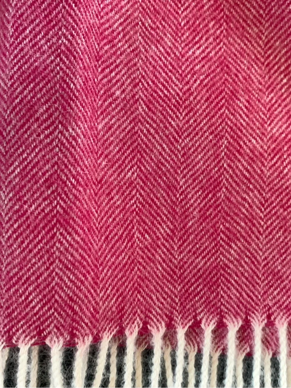 Soft Pink & Cream Herringbone Wool Blend Throw Blanket w/ Fringe 52.5”x67